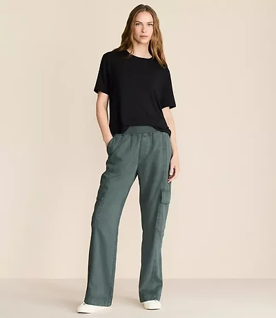Lou & Grey Straight Leg Cargo Pants