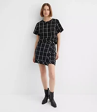 Petite Windowpane Frame Neck Top