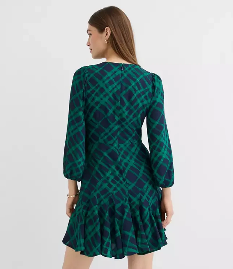 Plaid Keyhole Godet Flare Dress