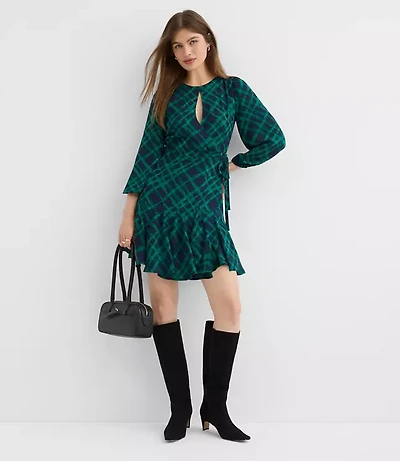 Plaid Keyhole Godet Flare Dress