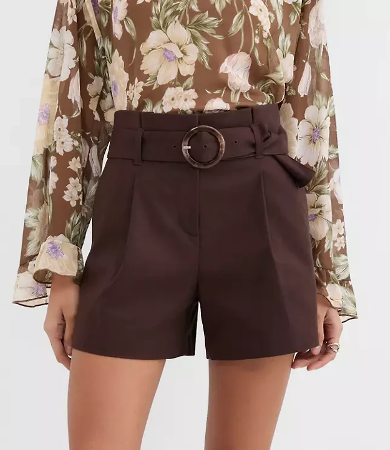 Round Buckle Belted Shorts
