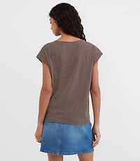 Pindot Modern Wedge Tee