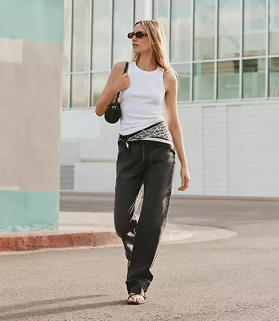 Rivete Short Cuffed High Rise Straight Jeans Noir Wash