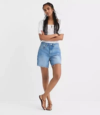 Rivete Petite Fresh Cut Seamed Boyfriend Shorts Light Wash