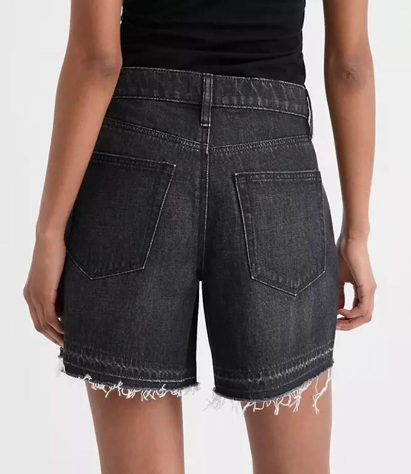 Rivete Petite Unpicked Boyfriend Shorts Noir Wash