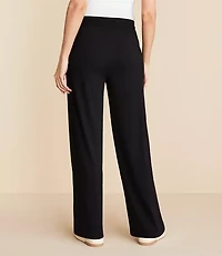 Lou & Grey Luvstretch Straight Leg Pants