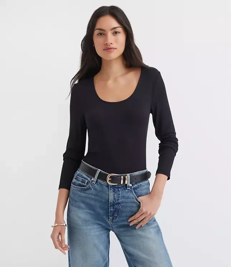 Ribbed Scoop Neck Long Sleeve Tee