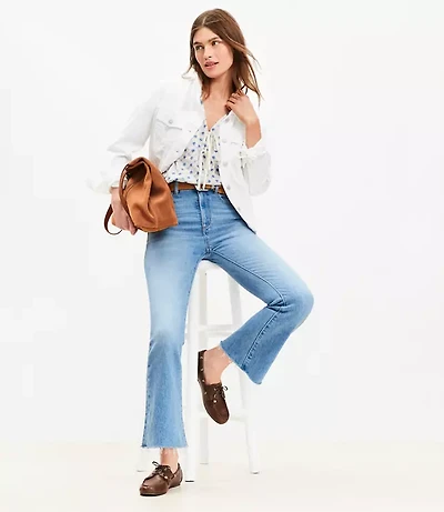 Fresh Cut High Rise Kick Crop Jeans Authentic Light Indigo Wash