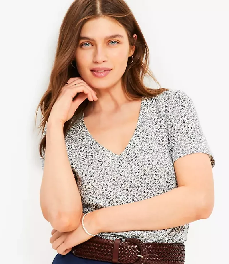 Garden Everyday V-Neck Tee