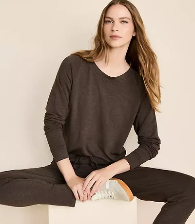Lou & Grey Heathered Signaturesoft Sweatshirt