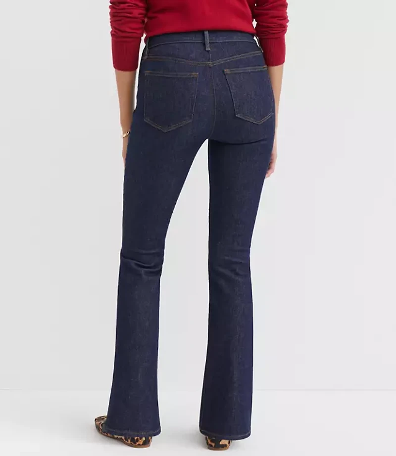 Curvy Mid Rise Boot Jeans Classic Rinse Wash