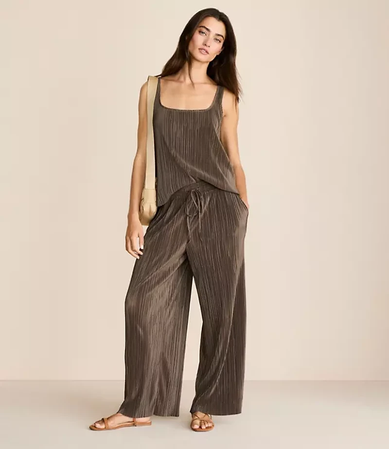 Lou & Grey Plisse Wide Leg Crop Pants