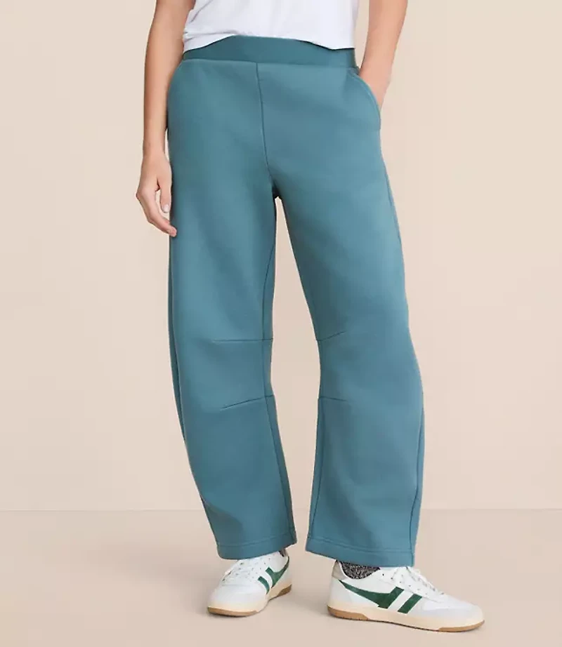 Lou & Grey Elite Fleece Barrel Pants