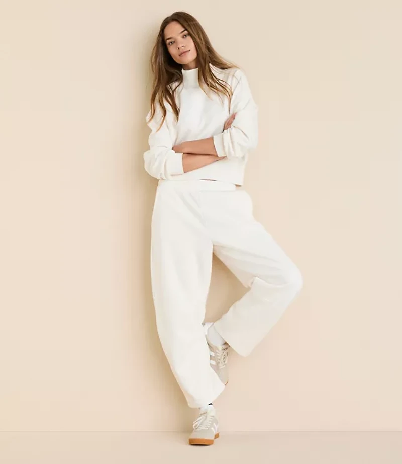 Lou & Grey Elite Fleece Barrel Pants
