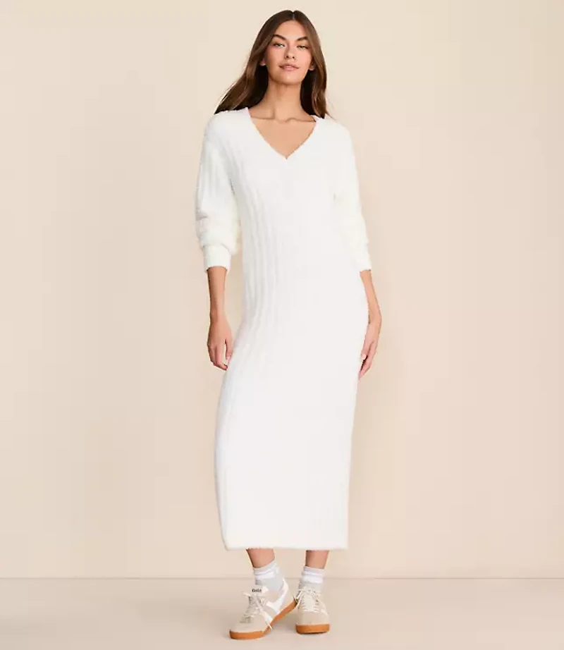 Lou & Grey Teddy V-Neck Maxi Dress