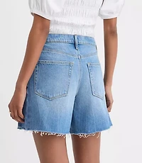 Rivete Fresh Cut Seamed Boyfriend Shorts Light Wash