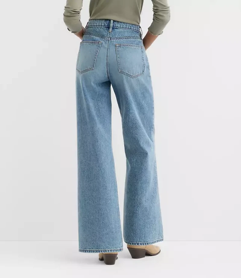 Rivete Petite High Rise Wide Leg Jeans Light Wash