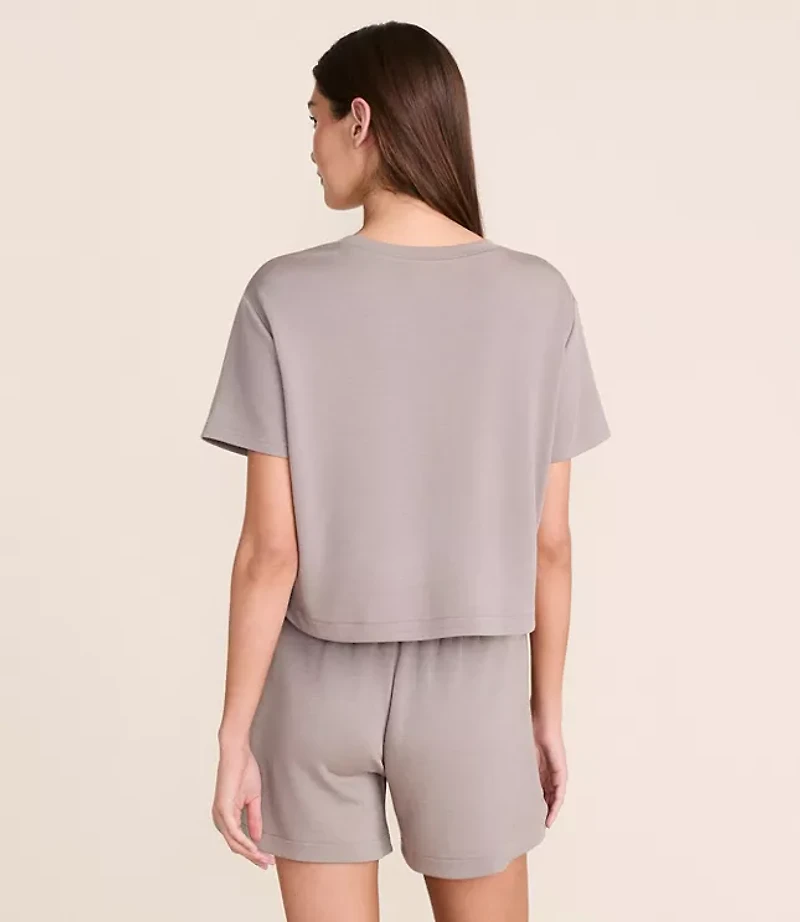 Lou & Grey Lightweight Scubasoft Rounded Hem Tee