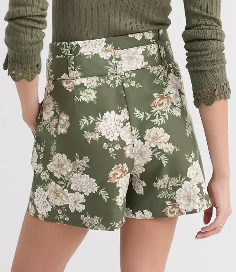 Petite Round Buckle Belted Shorts Floral