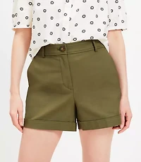 Curvy Cuffed Shorts in Doubleweave