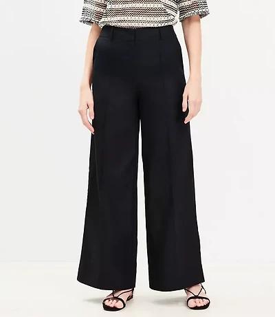 Petite Curvy Pintucked Wide Leg Pants