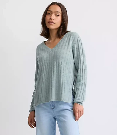 Petite Side Bow Ribbed V-Neck Sweater
