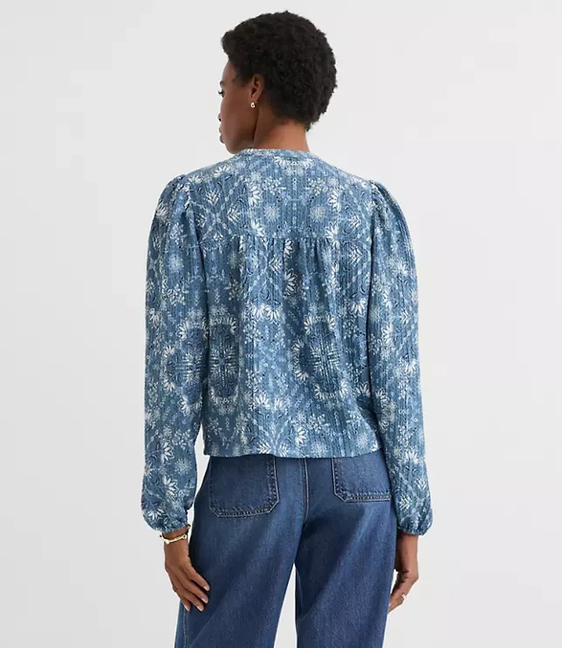 Floral Crinkle Knit Split Neck Blouse