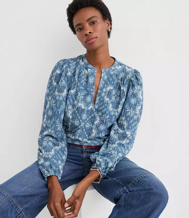 Petite Floral Crinkle Knit Split Neck Blouse