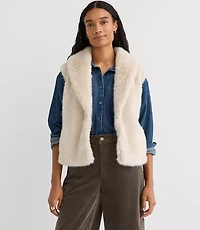 Petite Modern Faux Fur Pocket Vest