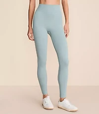Lou & Grey Seamless 7/8 Leggings
