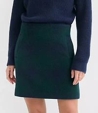 Petite Plaid Welt Pocket Mini Skirt