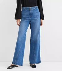 Petite Belted Slim Wide Leg Jeans in Bright Medium Stone Wash