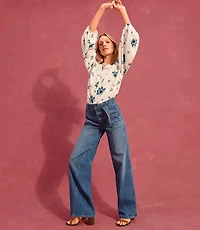 Petite Belted Slim Wide Leg Jeans in Bright Medium Stone Wash