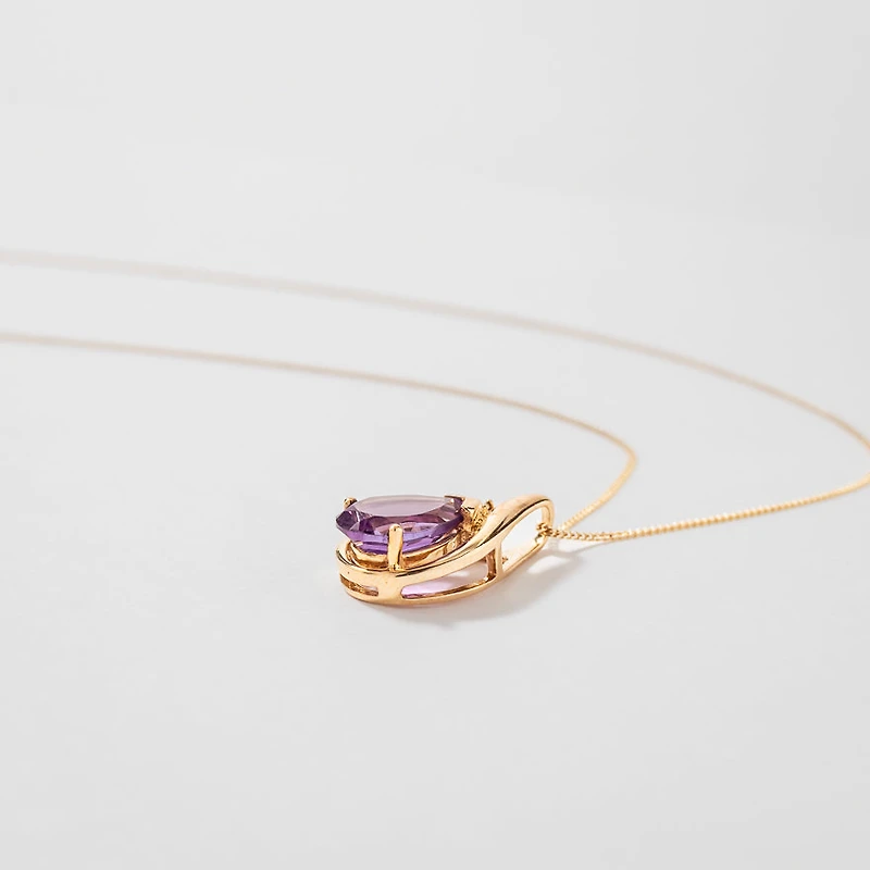 Amethyst Pendant Necklace in 10K Yellow Gold