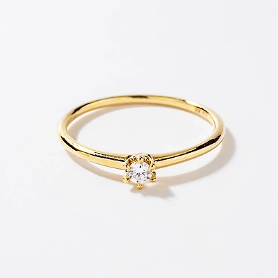 Mini Engagement Ring 10K Yellow Gold (0.07 ct tw)