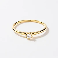 Mini Engagement Ring 10K Yellow Gold (0.07 ct tw)