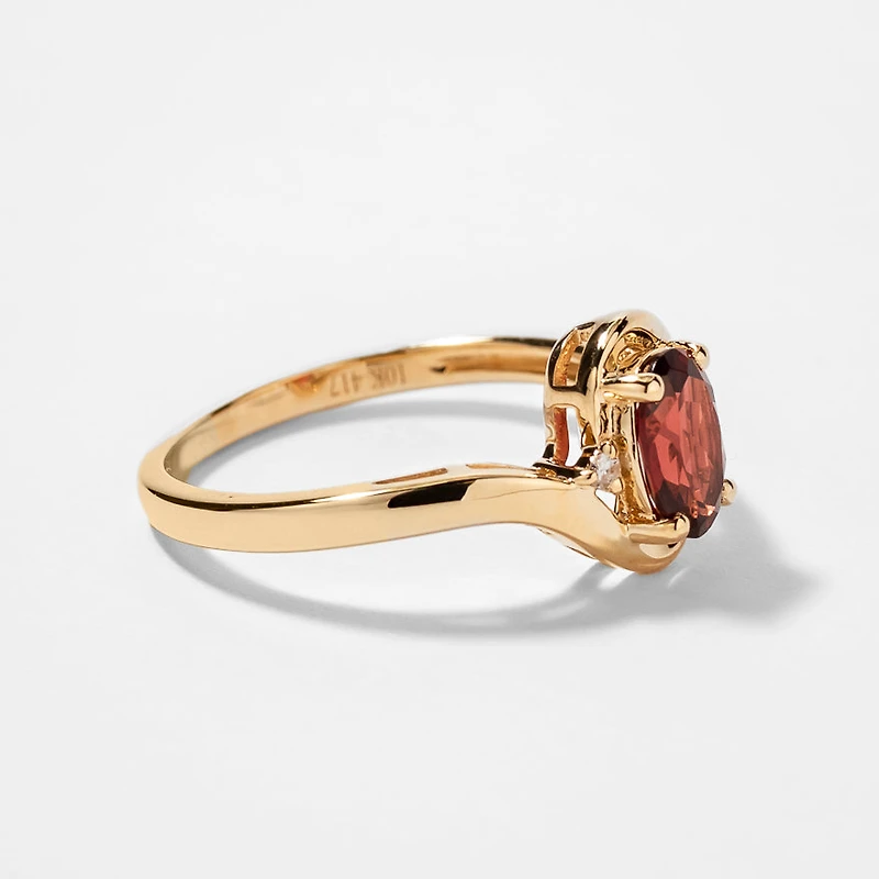 Garnet Ring 10K Yellow Gold