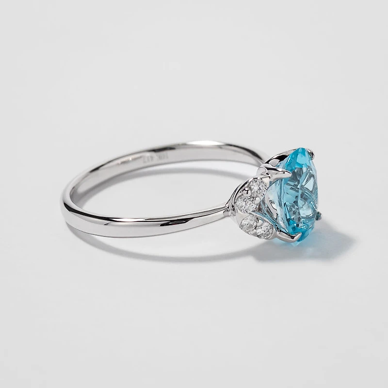 Blue Topaz Ring 10K White Gold