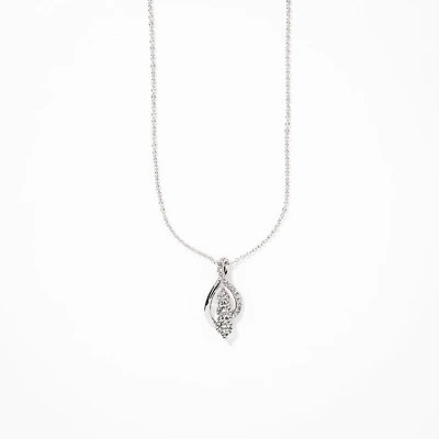 Diamond Cluster Necklace in 10K White Gold (0.20 ct tw)