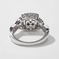 Halo Diamond Cluster Engagement Ring 10K White Gold (0.80ct tw)