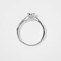 Diamond Cluster Ring 10K White Gold (0.15 ct tw)