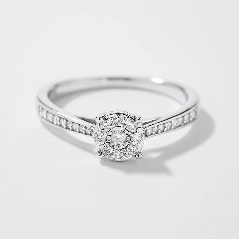 Diamond Cluster Ring 10K White Gold (0.15 ct tw)