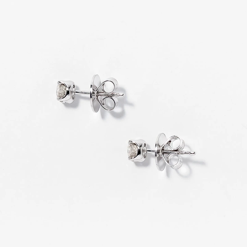 Diamond Stud Earrings in 14K White Gold (0.70 ct tw)