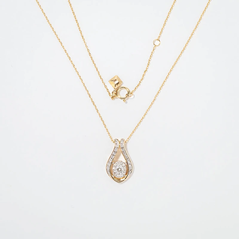 Diamond Cluster Necklace in 10K Yellow Gold (0.33 ct tw)