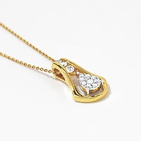 Diamond Cluster Necklace in 10K Yellow and White Gold (0.25 ct tw)