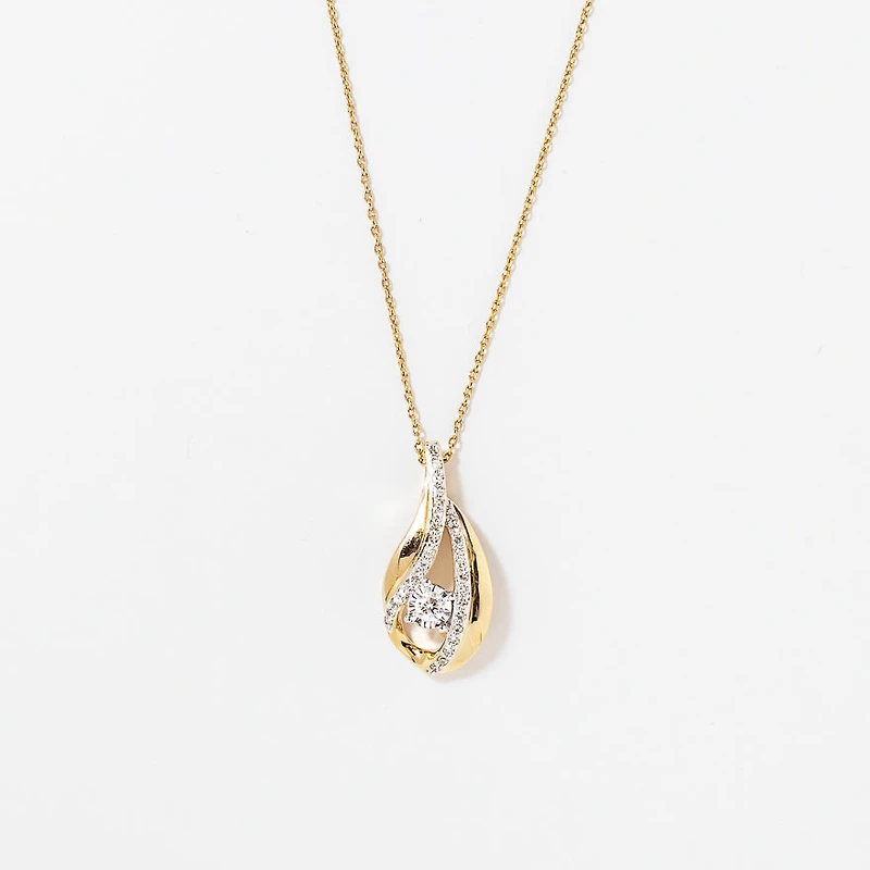 Diamond Cluster Necklace in 10K Yellow Gold (0.23 ct tw)