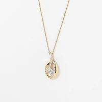 Diamond Cluster Necklace in 10K Yellow Gold (0.23 ct tw)
