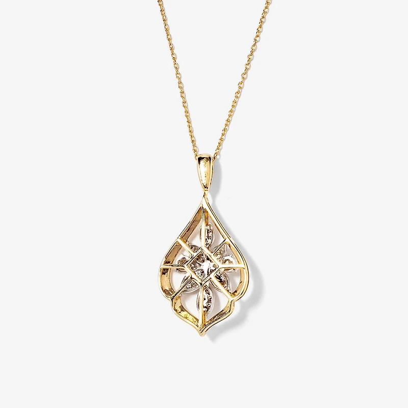 Diamond Cluster Pendant in 10K Yellow and White Gold (0.25 ct tw)