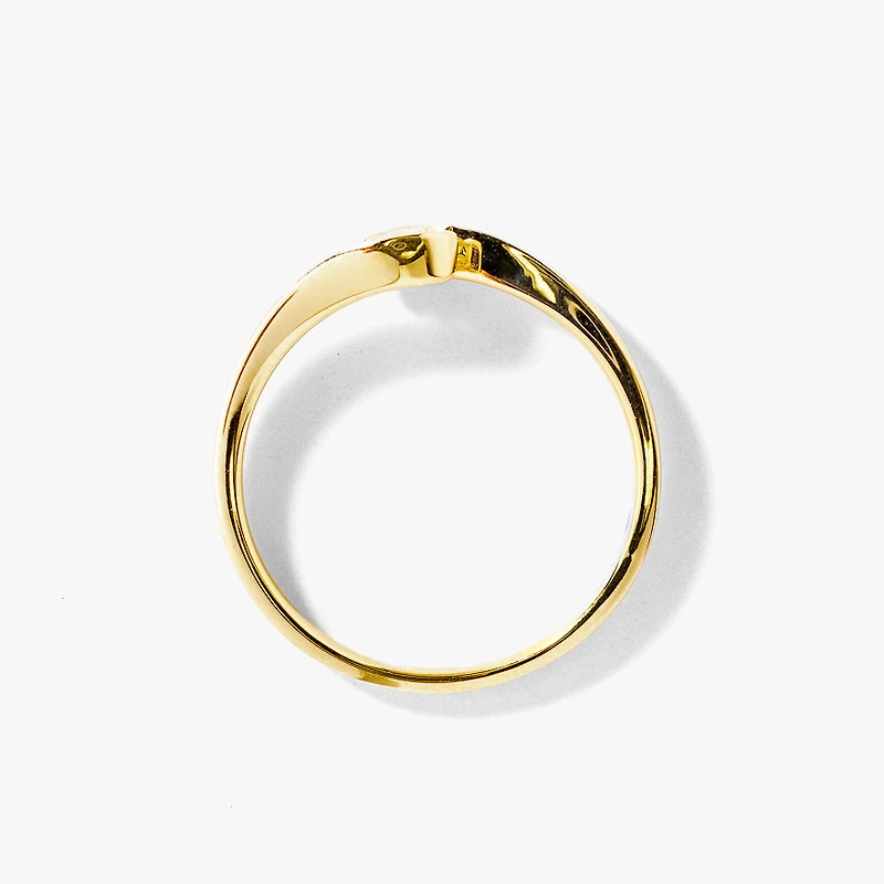 Solitaire Diamond Ring 10K Yellow Gold (0.15ct tw)