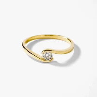 Solitaire Diamond Ring 10K Yellow Gold (0.15ct tw)